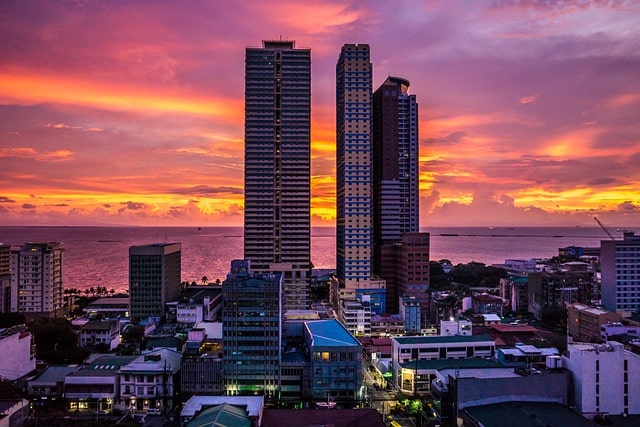 Bild på skylinen i Filippinernas huvudstad Manila.